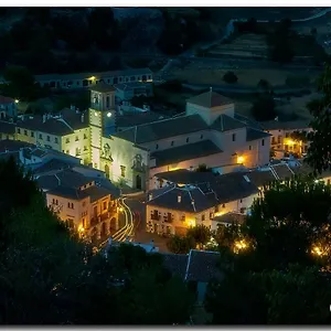 https://casa-rural-los-siete-pinos.es-andalucia.com